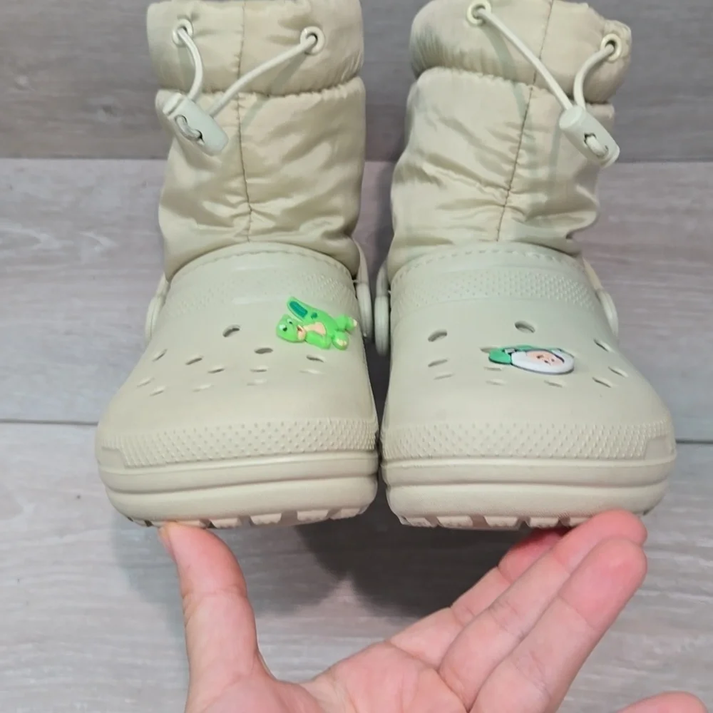 CROCS good warm